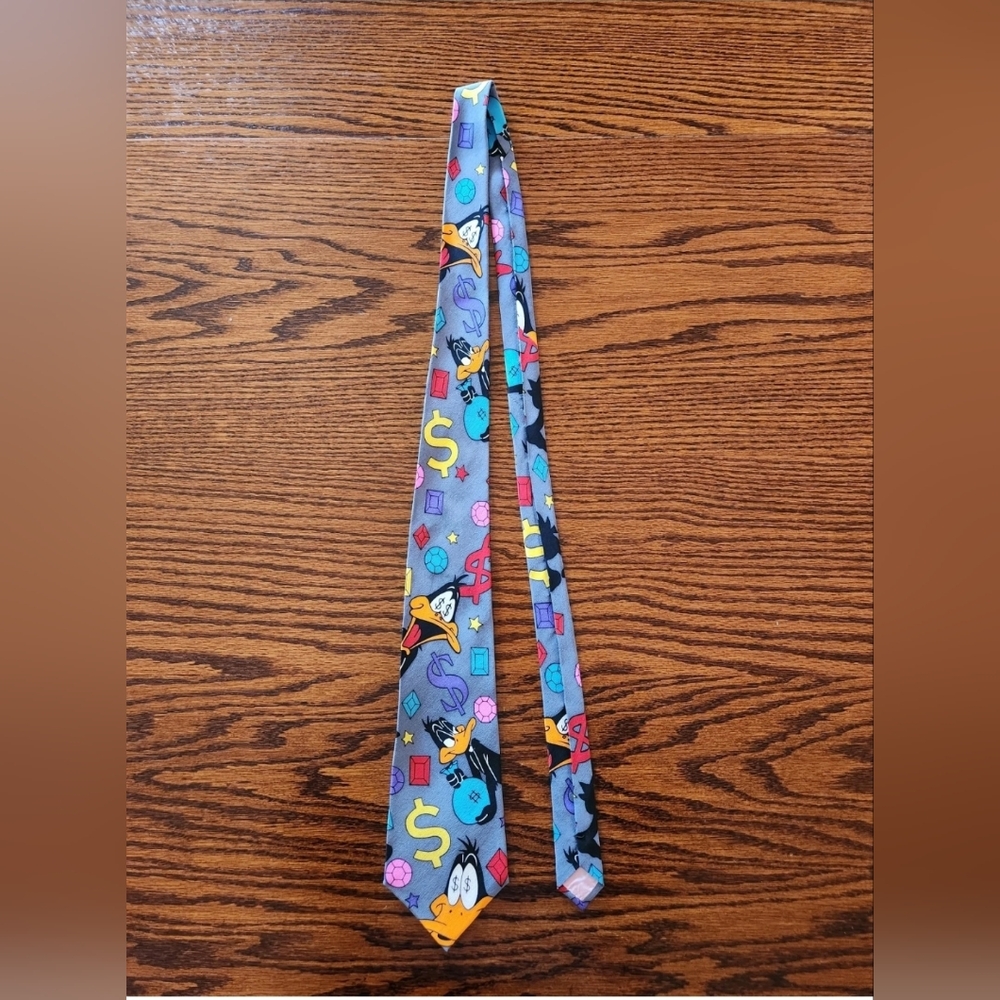 Vintage Looney Tunes Daffy Duck Balancine Silk Neck Tie 1992 Money $ Jewels